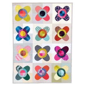 Petal Power EPP Quilt Pattern PDF with Printable template and Machine files for Cricut and Silhouette