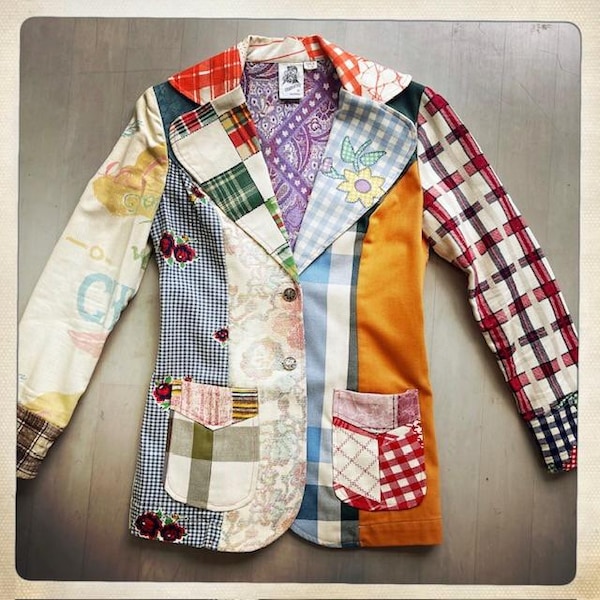 WOWZA! Vintage 1970's Kennington Krazy Patchwork Hippie Glam fitted Blazer/Jacket