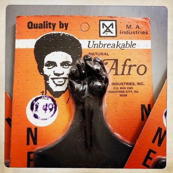 BLACK POWER - Authentic Vintage 70s AFRO 'Clinched Fist' Unbreakable Nylon Pick Hippy Hippie Boho Super Fly View 2