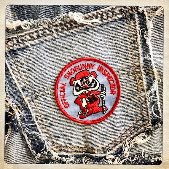FUNNY! – 'SNOWBUNNY INSPECTOR' Round Patch Authen… - image 2