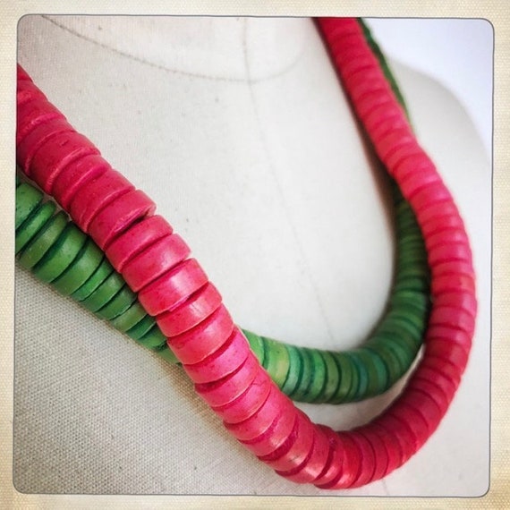 BEACHIE Vintage 70s RED & GREEN Beads Statement N… - image 10