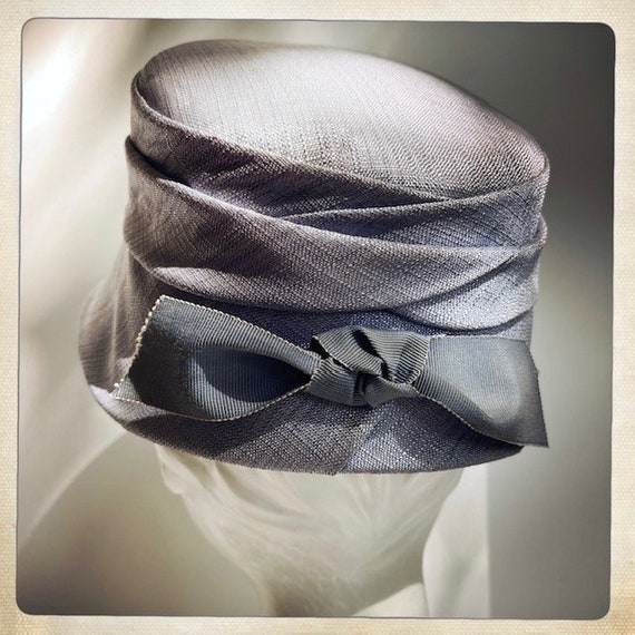 CHIC! Vintage 50s 60s Periwinkle Bucket Hat - Cla… - image 3