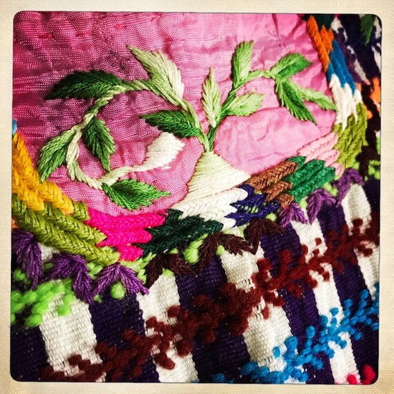 Stunning Traditional Vintage Guatemalan HUIPIL 70… - image 4