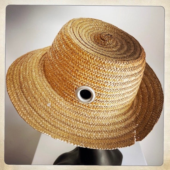 CLASSIC! Vintage 50s 60s STRAW Grommet Sun Hat - … - image 7