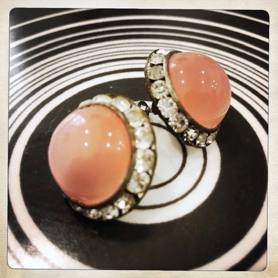 PRETTY - Vintage 50s 60s CORAL Rhinestone Earring… - image 1