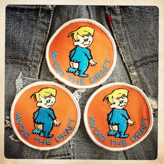 CUTE! – 'Avoid the Draft' Round Patch Authentic V… - image 4