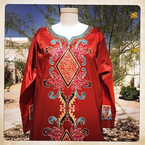 Dramatic RED Vintage 70s BEDOUIN Embroidered MAXI Dress Hippie Boho Festival - Size Medium