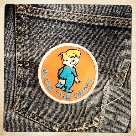 CUTE! – 'Avoid the Draft' Round Patch Authentic V… - image 3