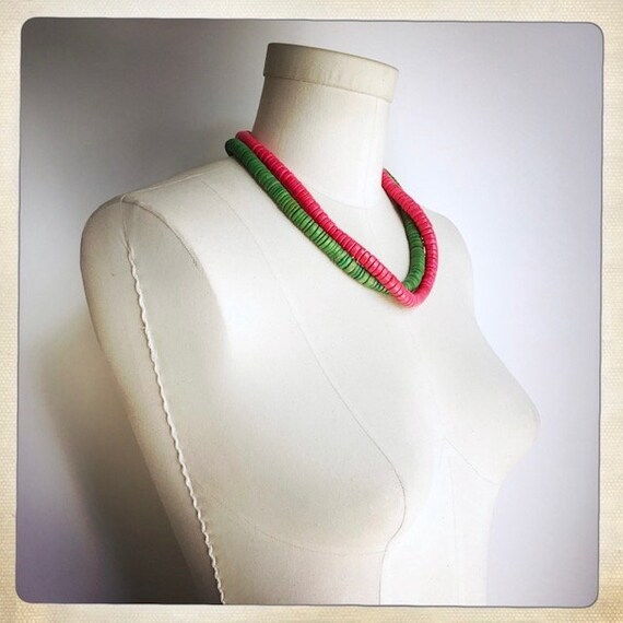 BEACHIE Vintage 70s RED & GREEN Beads Statement N… - image 3