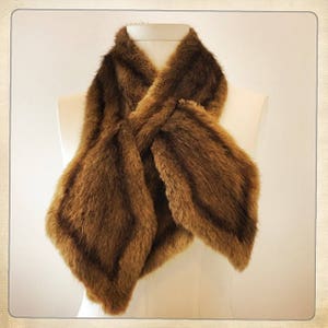 Super CHIC Vintage 50s Chestnut Brown Fur MINK Shrug Stole Scarf - One Size