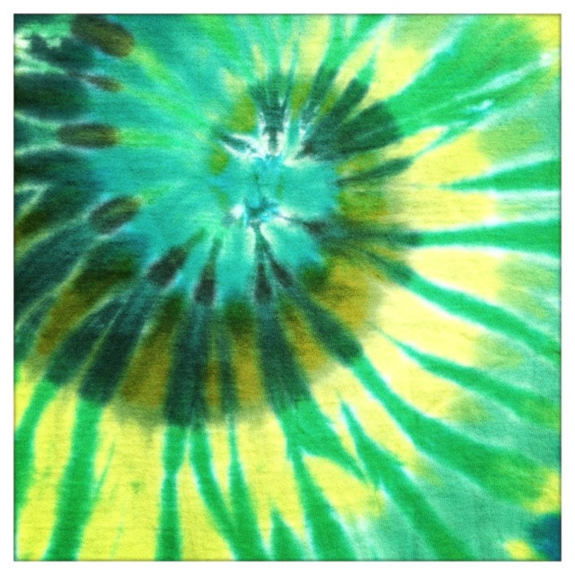 were tie dye shirts popular in the 70's