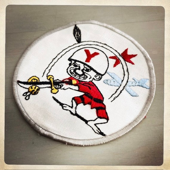 Large 5" Round VTG 70s Guy with Sword Patch Feath… - image 3