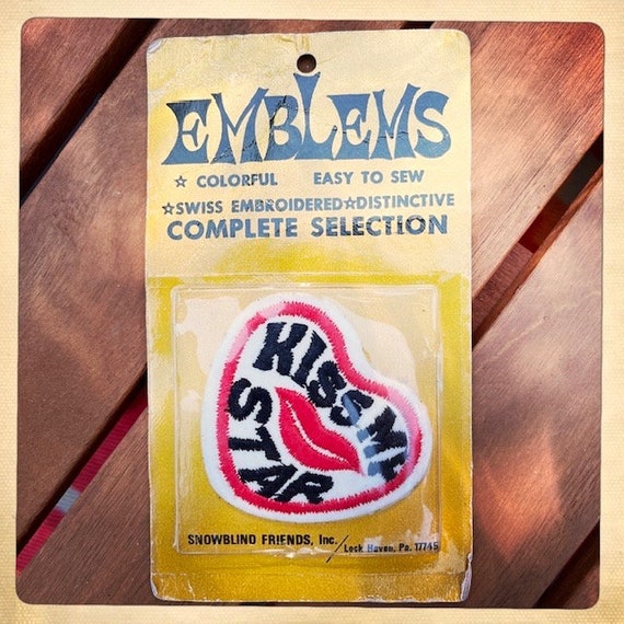 Baci! &ndash; Emblemi 'KISS MY STAR' Toppa A Forma Di Cuore Autentico Vintage Anni '70 Denim Hippy Hippie Boho Sci Snowboard Motoslitta - Italia
