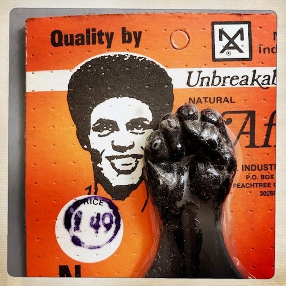 BLACK POWER - Authentic Vintage 70s AFRO 'Clinched Fist' Unbreakable Nylon Pick Hippy Hippie Boho Super Fly View 4