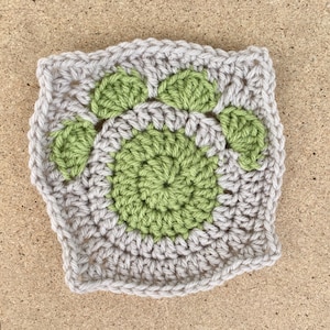 Paw Print Granny Square Crochet Pattern PATTERN ONLY image 7