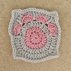 Paw Print Granny Square Crochet Pattern PATTERN ONLY image 6