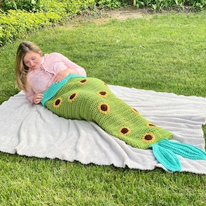 Sunflower Mermaid Tail / Fin Blanket Crochet Pattern - PATTERN ONLY - Women's / Teens S - XL (with adjustments for smaller/larger sizes)