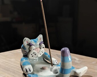 Porta incienso de cerámica con forma de gato hecho a mano / Quemador de incienso con forma de gato perezoso y original, decoración para el hogar.