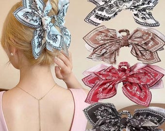 Paisley print bow claw clip，Bandana hair claw clip，Boho aesthetic，Cowgirl western，Retro bohemian，Country western fashion，Women trendy gift