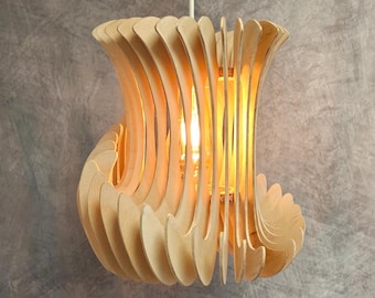 Lampada a sospensione in legno Japandi, lampada da soffitto in legno realizzata a mano, lampada a sospensione minimalista.