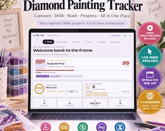 Może przedstawiać: Ekran laptopa wyświetlający aplikację internetową Fa cet Diamond Painting Tracker. Interfejs pokazuje postęp projektu, liczbę diamentów i dzienne cele. Wokół laptopa znajdują się akcesoria do wyklejania diamentami, w tym kolorowe diamenty w przezroczystych pojemnikach oraz częściowo ukończone płótno.