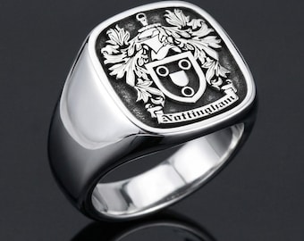 Custom Family Crest Signet Ring, Personalized Heraldic Coat of Arms Ring, Custom Seal Ring, Surname Ring, Unisex Heirloom Gift