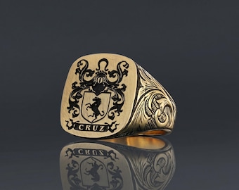 Personalized Engraved Signet Ring, Custom Family Crest Ring, Silver Etched Coat of Arms Ring, Vintage Style Engraved Ring, Gift for Him Her