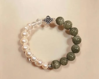 Bright Moon – Armband aus grünen Phantom- und Perlen, dehnbares Natursteinarmband, beruhigendes Geschenk, Design von Fanfan