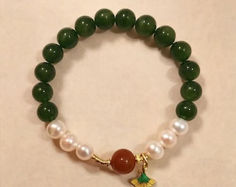 Ginkgoblatt – Armband aus grünem Achat und Perlen, Stretcharmband aus Naturstein, Ginkgo-Anhänger, Geschenkidee für Sie, Larme Design