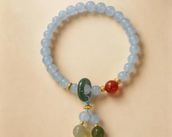 Misty Blue Stone – Armband aus blauem Chalcedon und grünen Steinperlen, elastisches Natursteinarmband, beruhigendes Geschenk, Larme Design