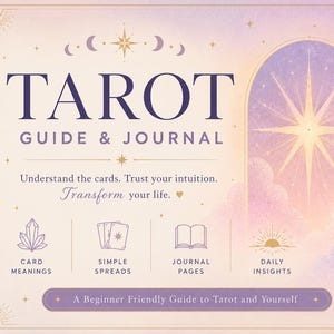 Op de afbeelding: Een rechthoekige Tarot Guide & Journal omslag in zachte pastelpaarse en crèmekleurige tinten. Het bevat een centrale sterrenboog, hemelse iconen en de tekst: Tarot Guide & Journal, Understand the cards. Trust your intuition. Transform your life.