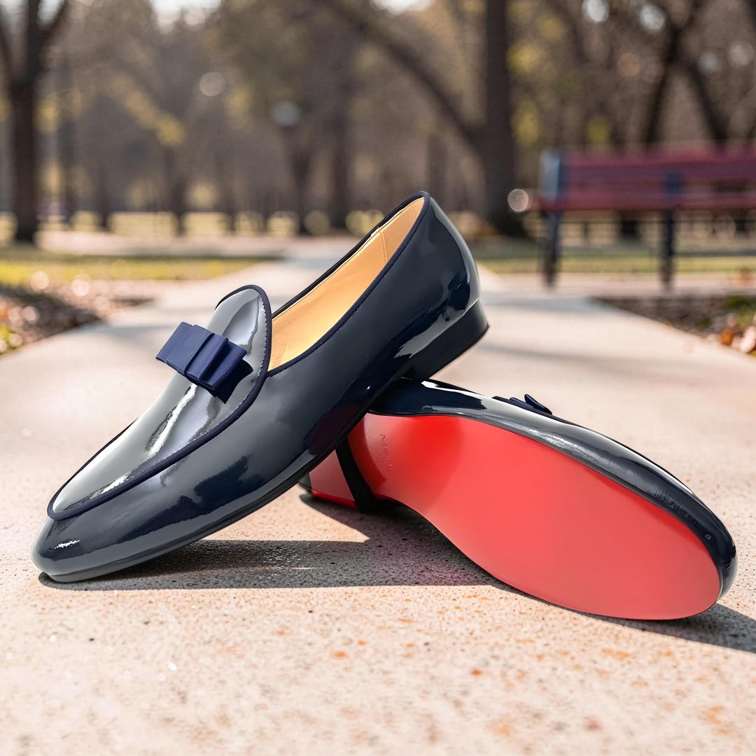 Christian Louboutin ネイビー ローファー　43 Christian Louboutin Handmade Navy Blue Patent Bowtie Formal Loafer