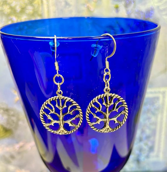 Tree earrings | Silver dangle | Tree Charm