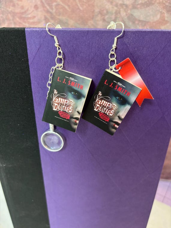 Mini book earrings- Vampire