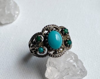 Etna Ring - Vintage Unstamped Sterling Silver and Genuine Turquoise Ring Size 7 1/4