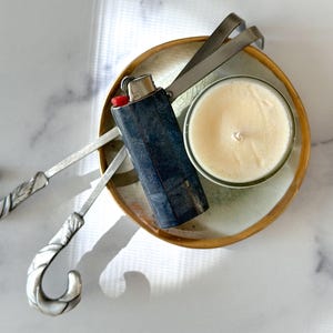 Sini Lighter Cover - Vintage Blue Shell Lighter Cover from the Philippines / Lighter Case / Lighter Sleeve / Lighter Holder