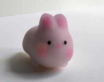 Colour Changing Cute Bunny Squishy Toy - Kawaii Fidget Stress Reliever Gift for Kid & All Ages