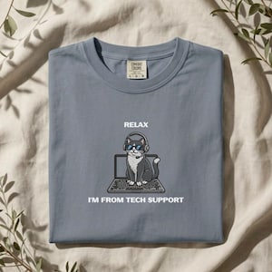 IT-katt meme komfortfärger skjorta | rolig teknisk supportgåva tee | katt mamma pappa programmerare humor
