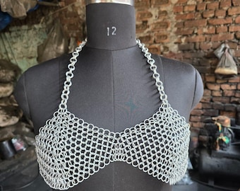 Handgemaakte aluminium maliënkolder bh-top – middeleeuws festival en fantasiekleding