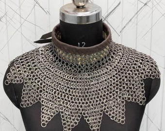 Handcrafted Mild Steel Chainmail Collar with Leather Trim & Shoulder Mantle – Medieval Gorget