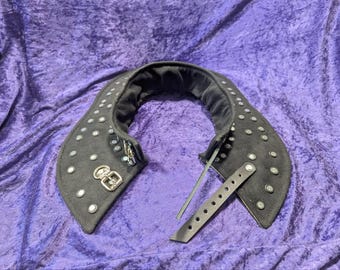 Handcrafted Medieval Black Padded Garget Collar with Leather Buckle Straps Riveted  Shoulder Protector