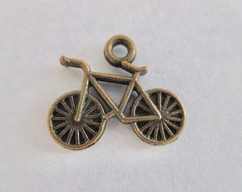 Bicycle Charms 2 Sided Brass Ox Antique Bronze Bicycle Charms Findings Bijoux Fournitures Lot de 4 par BySupply
