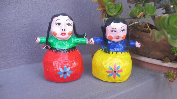 Mexican Folk Art Paper Mache Girls W Braids Vintage Hand Made Handpainted Figures Home Decor Sisters Cousins Friends Party Decoration