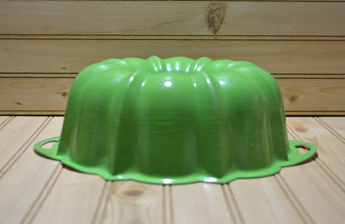 Vintage Nordic Ware Bundt Pan Green Baking Cake Made in USA Etsy