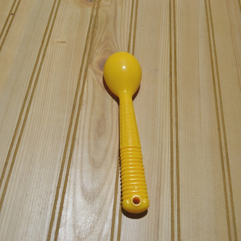 Vintage Ice Cream Scoop Yellow Plastic Waffle Cone Handle