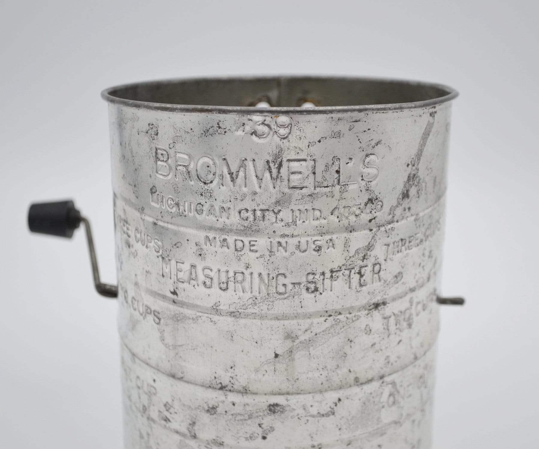 (未使用･未開封品)　MATFER(マトファ) トリフカッター 744604 ステンレス フランス WTL31 sdt40b8 Vintage Bromwell #39 Measuring Sifter Three Cup Metal Made in USA