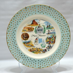 Vintage New Mexico Souvenir Plate NM Gold Trim Plate Hanger  Homer Laughlin Cavalier  Eggshell  L56 N6 USA