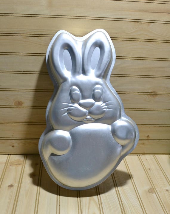 Wilton bunny cake cheap