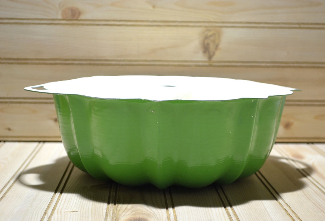 Vintage Nordic Ware Bundt Pan Green Baking Cake Made in USA Etsy