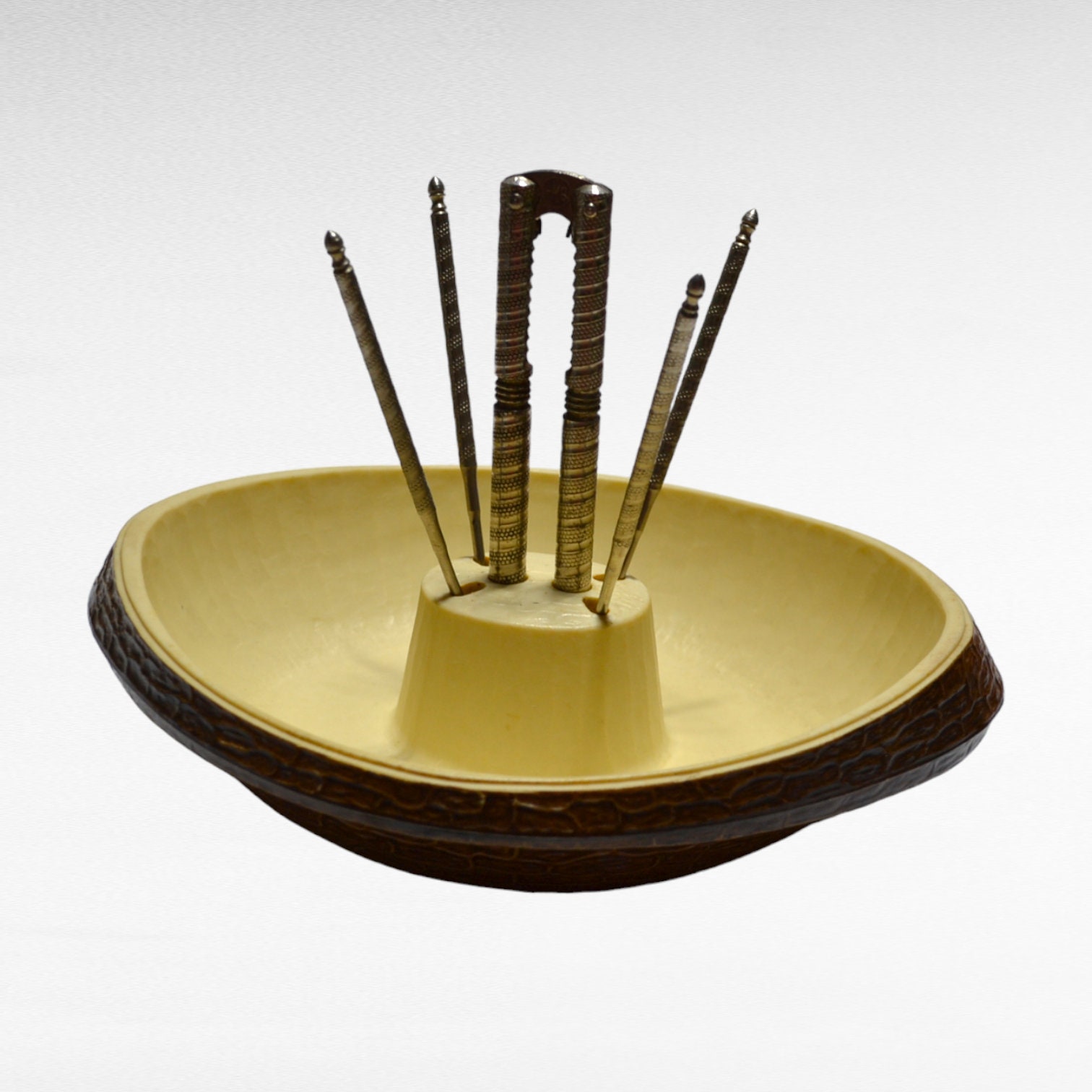 1960s Nut Bowl - Etsy